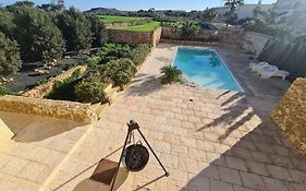 Farmhouse Villa With Large Pool And Garden In Gozo