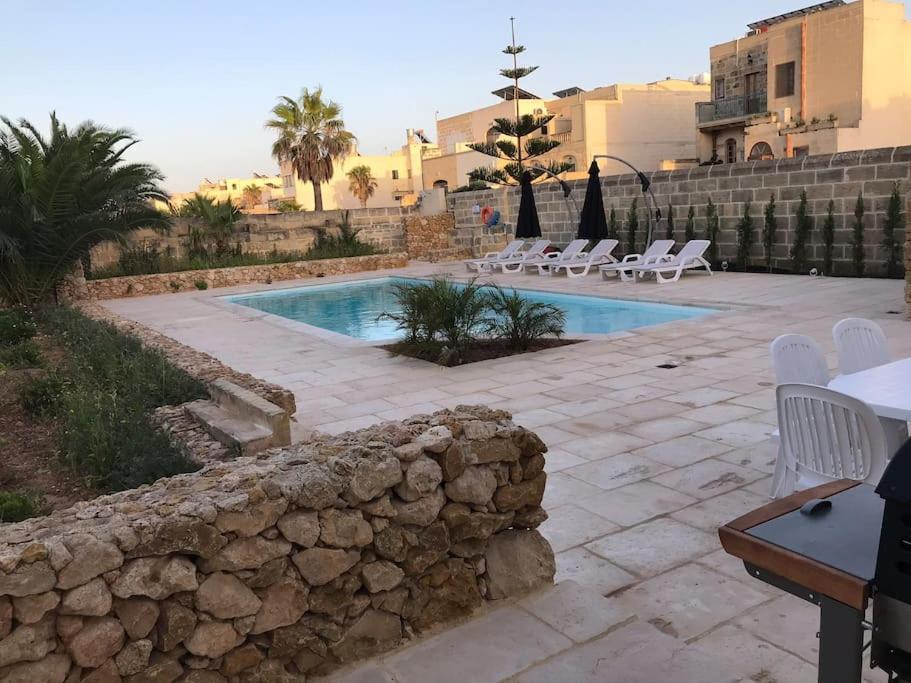 Farmhouse Villa With Large Pool And Garden In Gozo Gharb  Exterior photo