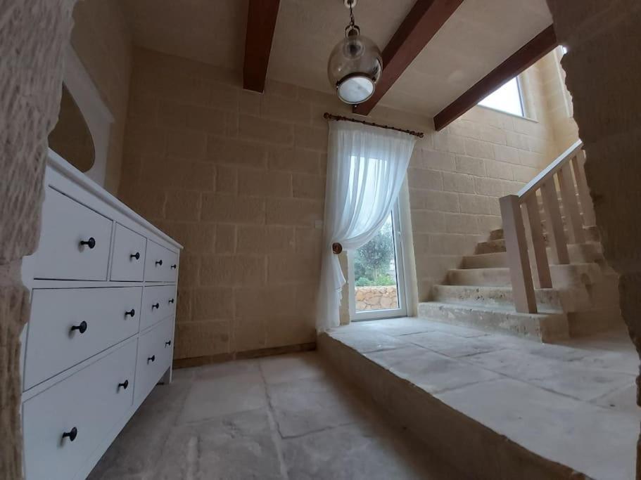 Farmhouse Villa With Large Pool And Garden In Gozo Gharb  Exterior photo